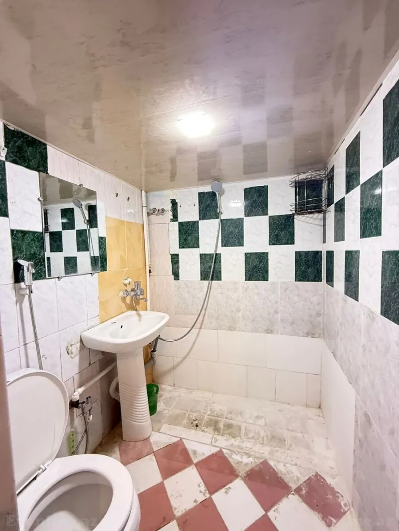 Satılır 2 otaqlı Mənzil Köhnə tikili 45 m² Elmlər Akademiyası m. - şəkil 10