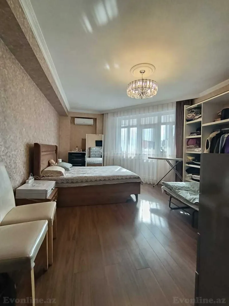 Satılır 4 otaqlı Mənzil Yeni tikili 150 m² 4-cü mikrorayon - şəkil 4
