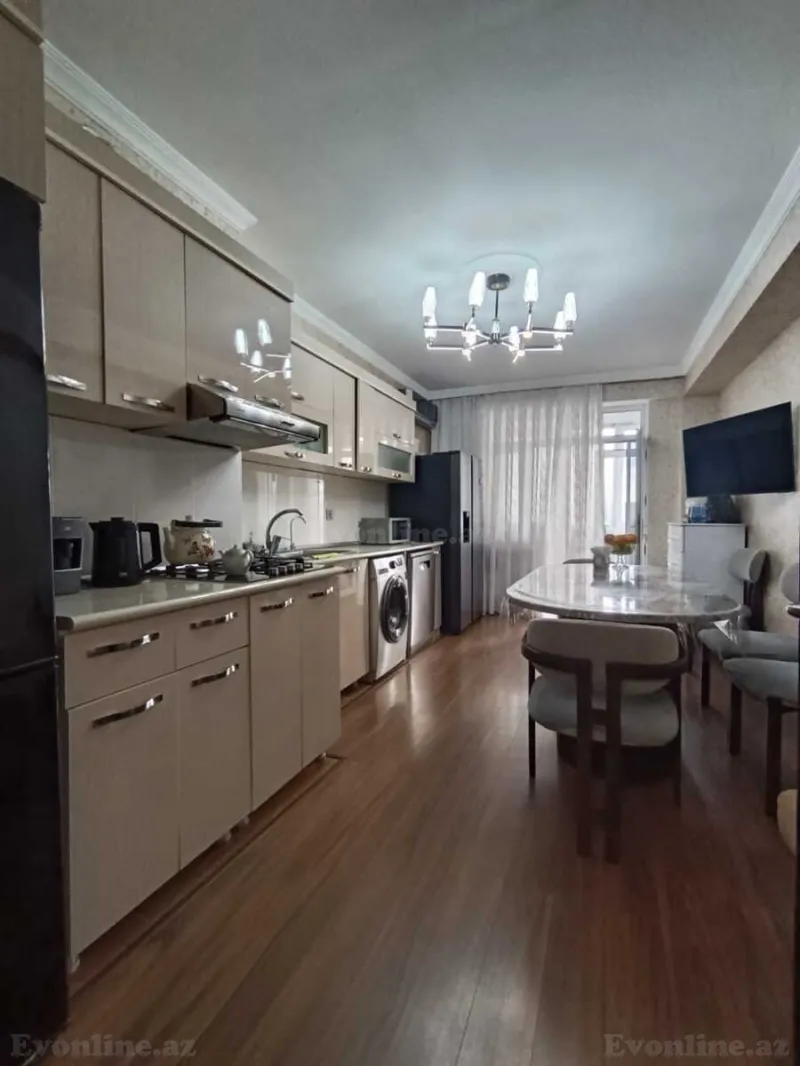 Satılır 4 otaqlı Mənzil Yeni tikili 150 m² 4-cü mikrorayon - şəkil 10