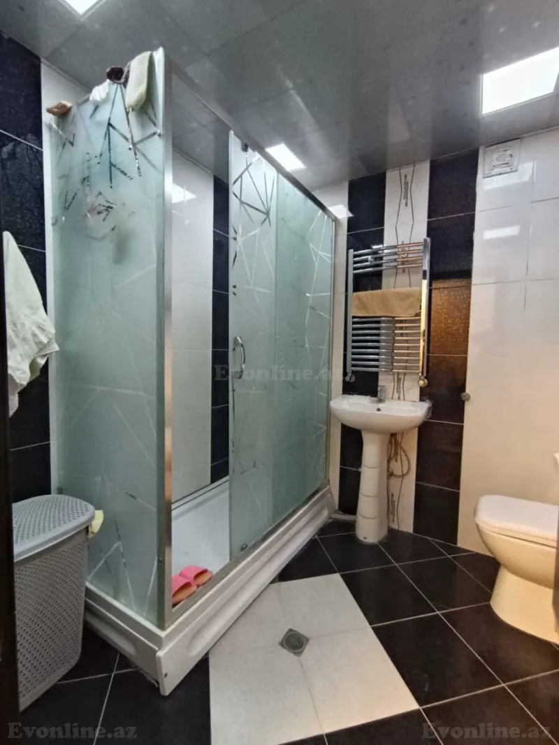 Satılır 4 otaqlı Mənzil Yeni tikili 150 m² 4-cü mikrorayon - şəkil 17