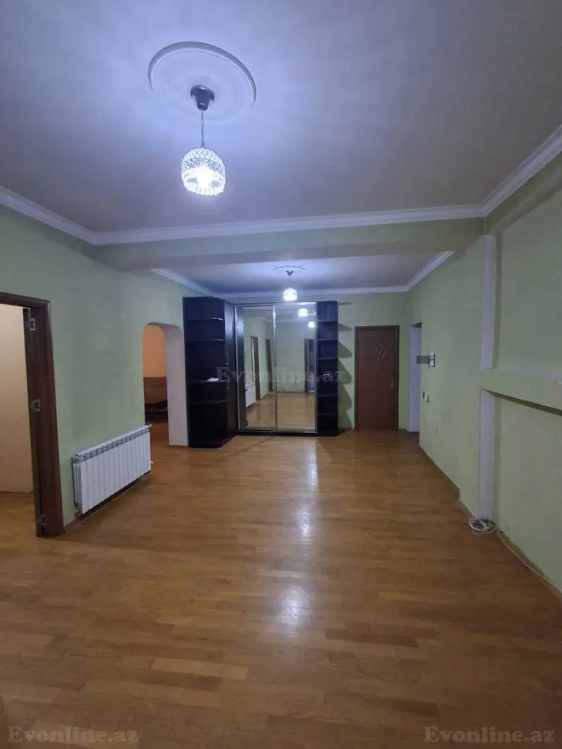 Satılır 3 otaqlı Mənzil Yeni tikili 145 m² 8 Noyabr m. - şəkil 5