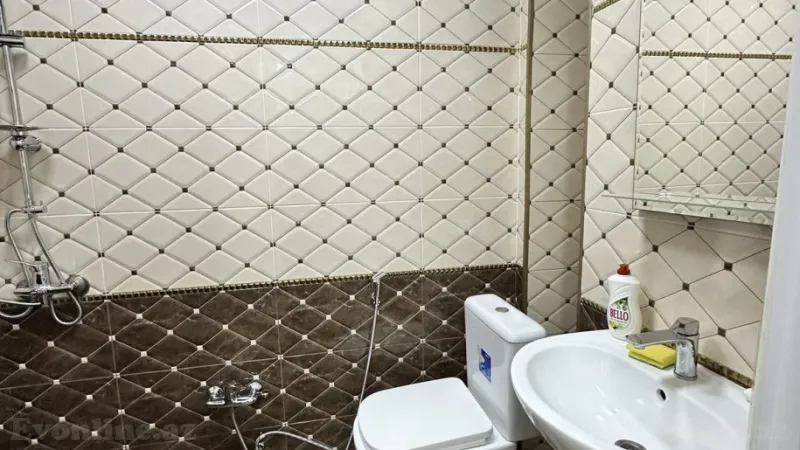 Kirayə verilir 2 otaqlı Mənzil Yeni tikili 50 m² Yasamal - şəkil 9