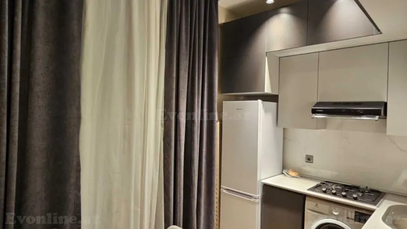 Kirayə verilir 1 otaqlı Mənzil Köhnə tikili 50 m² Sahil m. - şəkil 2