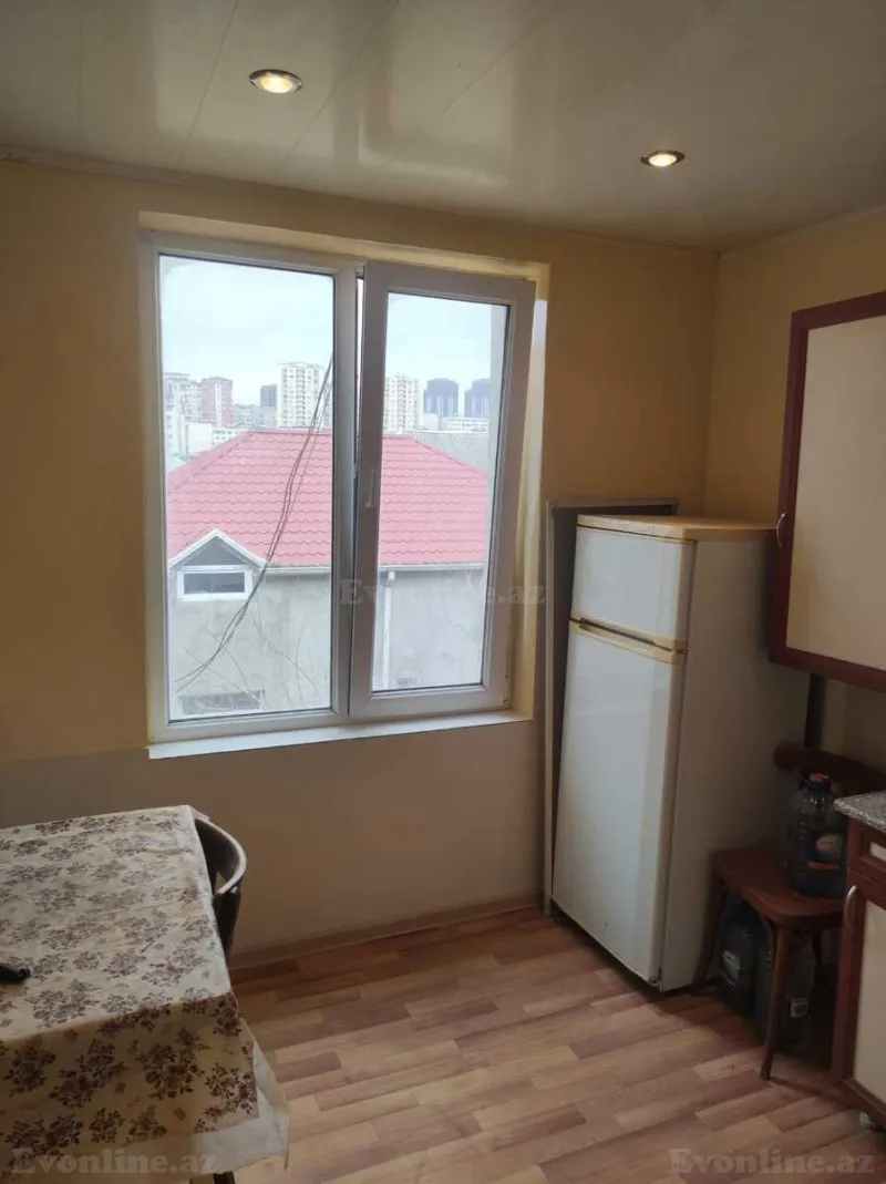 Satılır 2 otaqlı Mənzil Köhnə tikili 62 m² İnşaatçılar m. - şəkil 7