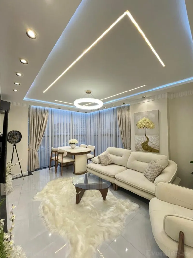 Satılır 3 otaqlı Mənzil Yeni tikili 100 m² 28 May m.