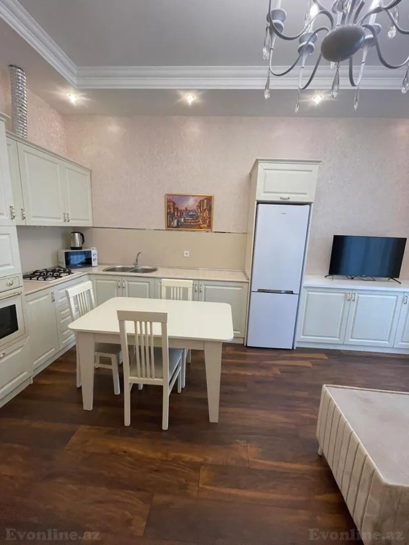 Kirayə verilir 2 otaqlı Mənzil Yeni tikili 80 m² Nizami m. - şəkil 8