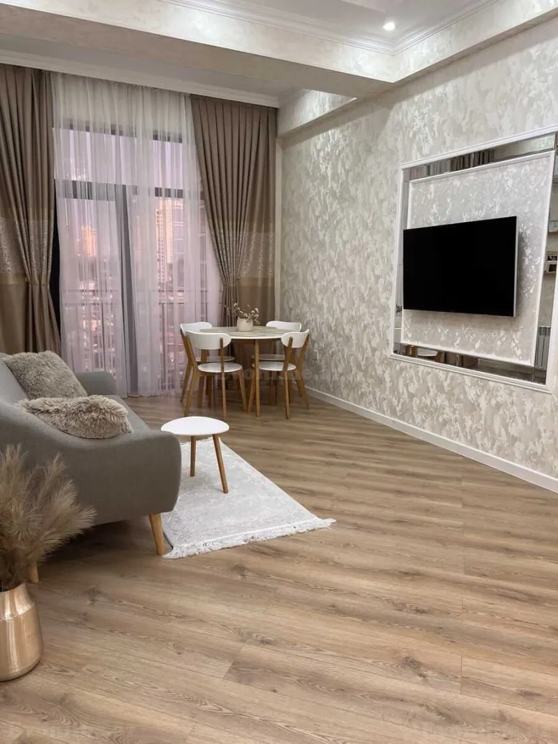 Kirayə verilir 2 otaqlı Mənzil Yeni tikili 60 m² Nizami m.