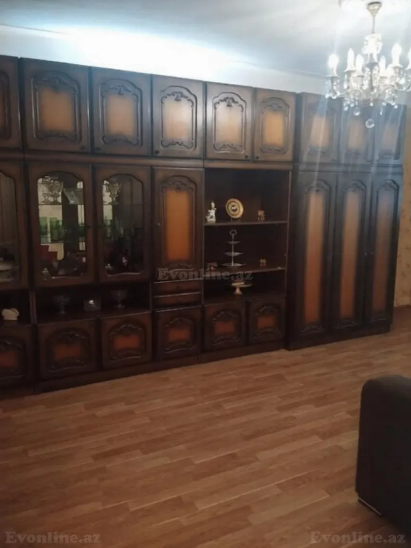 Satılır 1 otaqlı Mənzil Köhnə tikili 35 m² İnşaatçılar m.