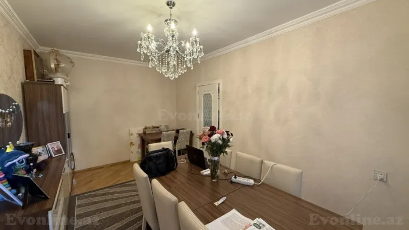 Satılır 5 otaqlı Mənzil Köhnə tikili 125 m² Yasamal - şəkil 2