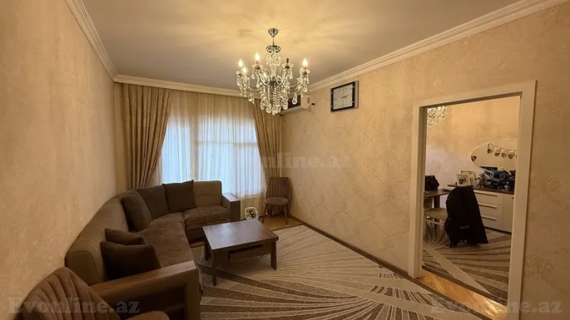 Satılır 5 otaqlı Mənzil Köhnə tikili 125 m² Yasamal - şəkil 3