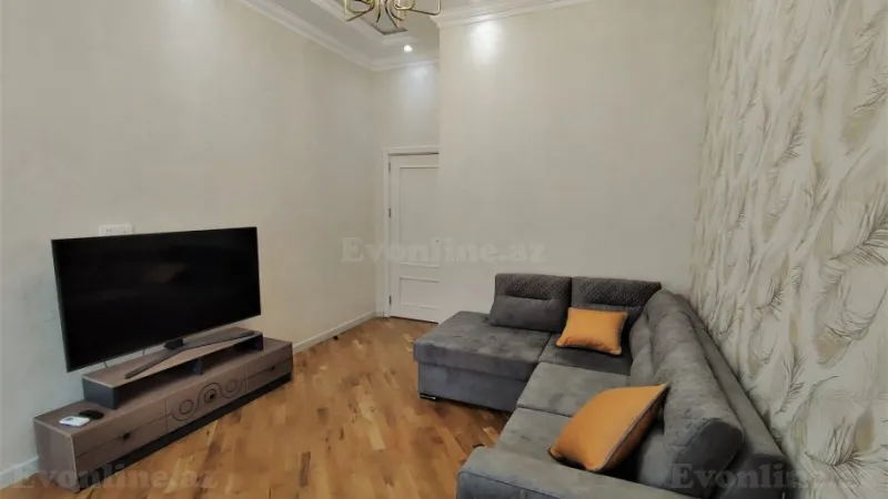 Kirayə verilir 2 otaqlı Mənzil Yeni tikili 80 m² Nizami m.