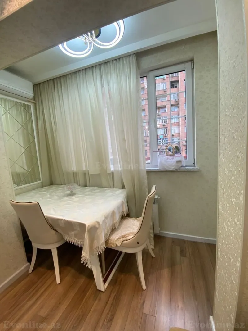 Satılır 3 otaqlı Mənzil Köhnə tikili 95 m² Yeni Yasamal - şəkil 15