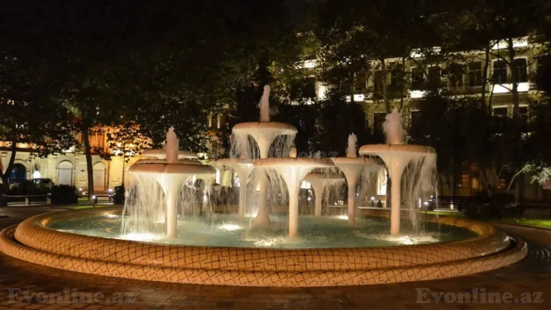 Satılır 2 otaqlı Mənzil Köhnə tikili 65 m² İçərişəhər m. - şəkil 4