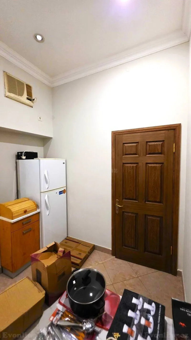 Satılır 2 otaqlı Mənzil Köhnə tikili 65 m² İçərişəhər m. - şəkil 12