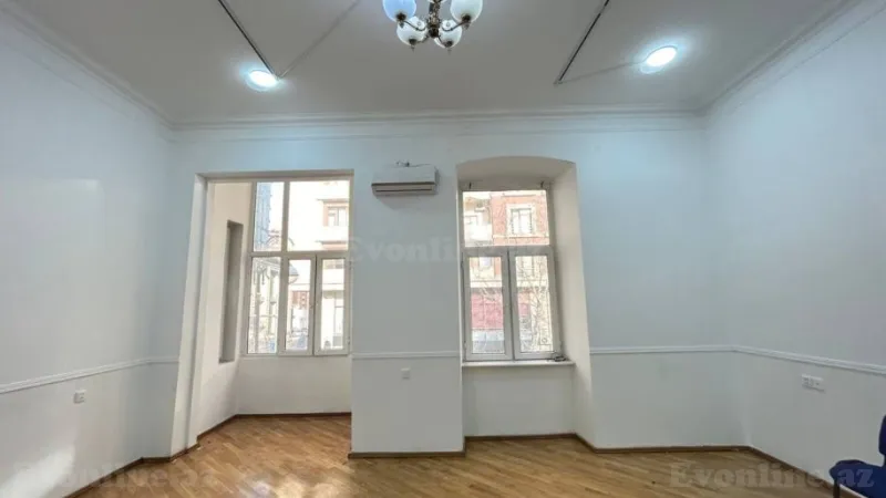 Kirayə verilir Ofis 160 m² 28 May m. - şəkil 10