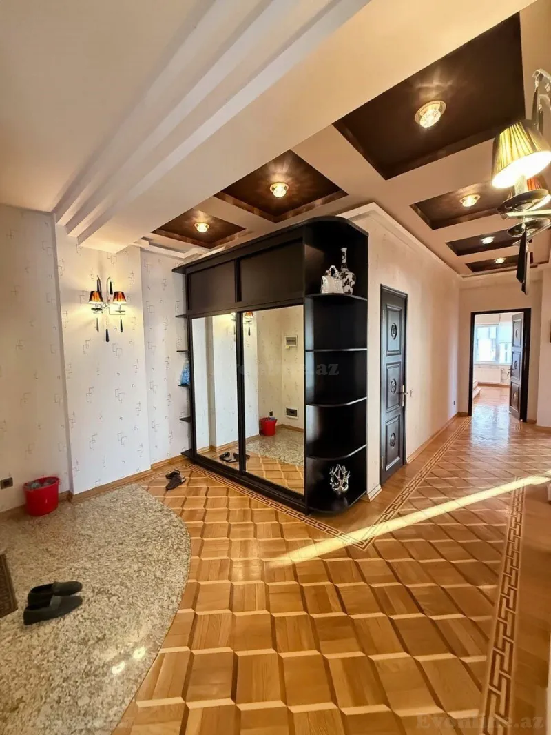 Satılır 4 otaqlı Mənzil Yeni tikili 185 m² Gənclik m. - şəkil 13