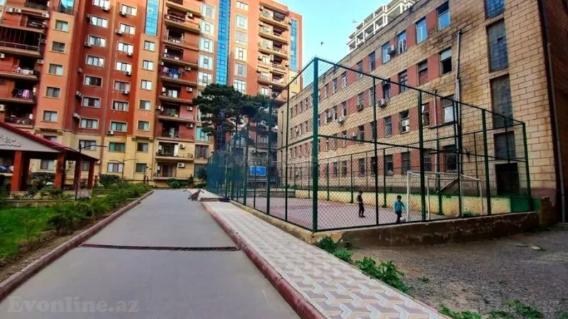 Satılır 4 otaqlı Mənzil Yeni tikili 185 m² Gənclik m. - şəkil 15