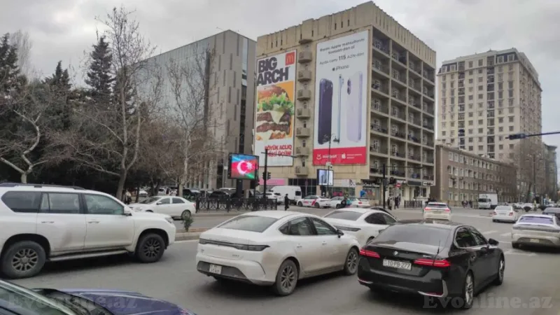 Kirayə verilir 2 otaqlı Mənzil Köhnə tikili 35 m² Nəsimi r.