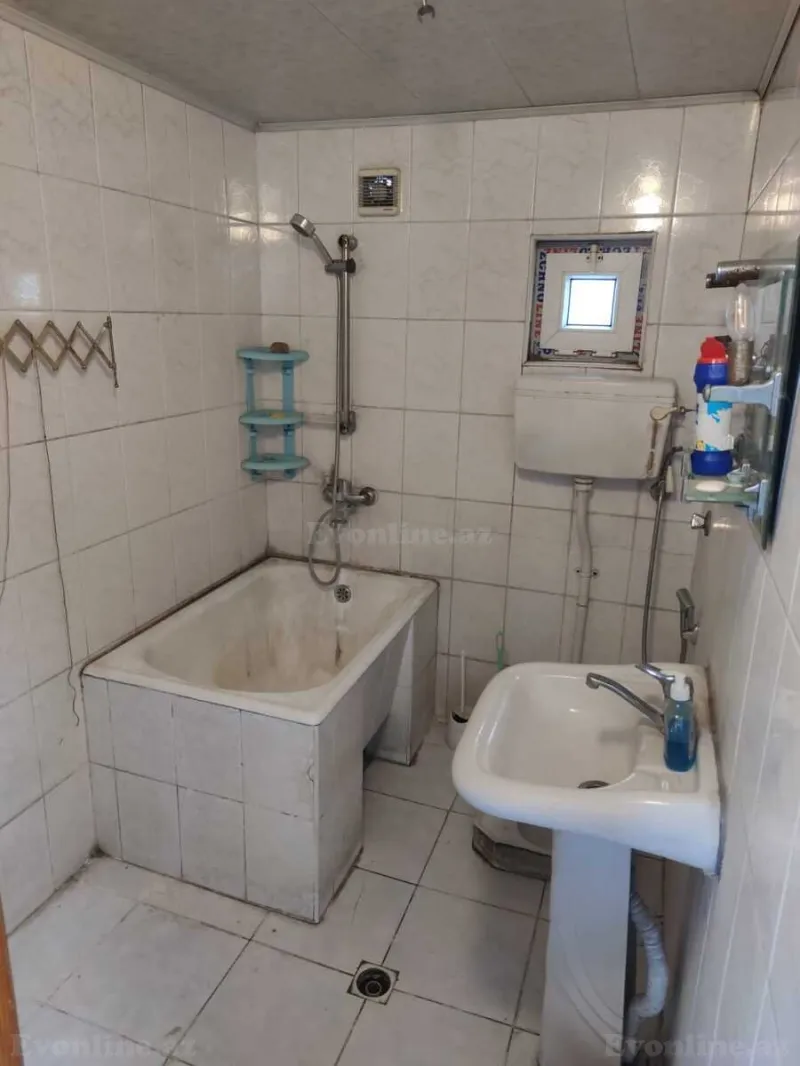 Kirayə verilir 2 otaqlı Mənzil Köhnə tikili 35 m² Nəsimi r. - şəkil 14