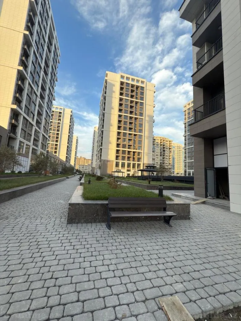 Satılır 2 otaqlı Mənzil Yeni tikili 76 m² Koroğlu m. - şəkil 22