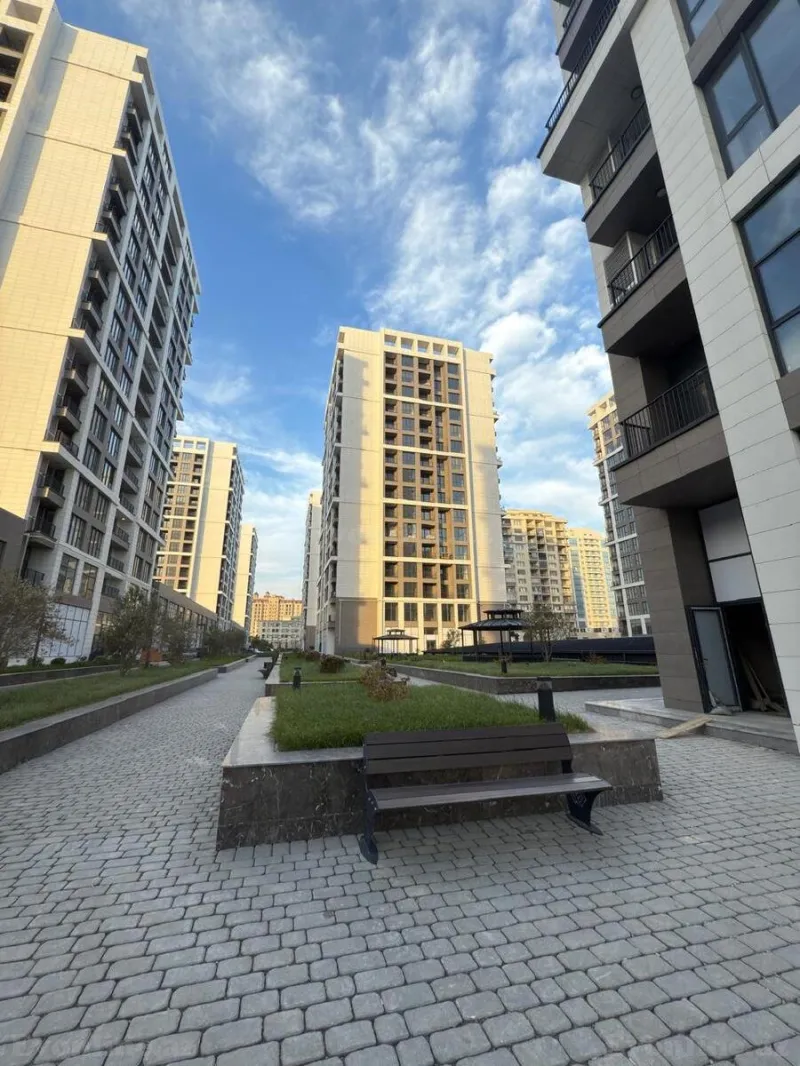 Satılır 2 otaqlı Mənzil Yeni tikili 76 m² Koroğlu m. - şəkil 23