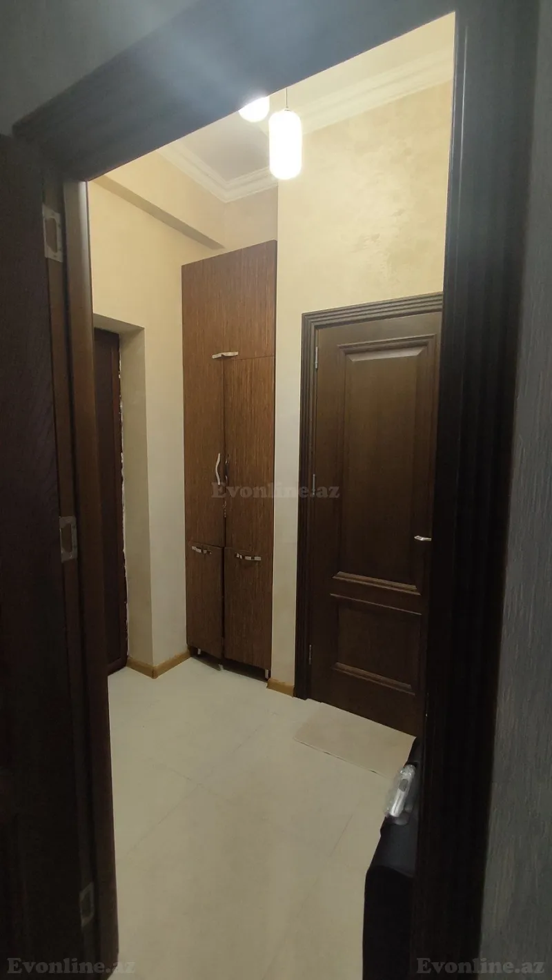 Satılır 2 otaqlı Mənzil Yeni tikili 41 m² Massiv D