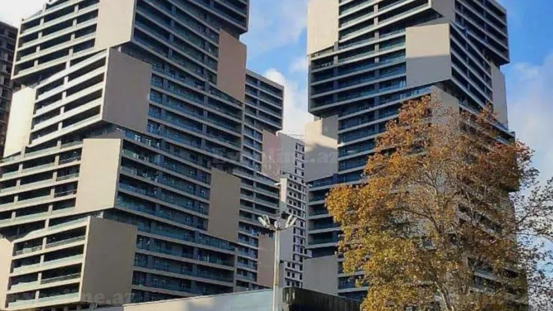 Satılır 3 otaqlı Mənzil Yeni tikili 105 m² 8 Noyabr m.