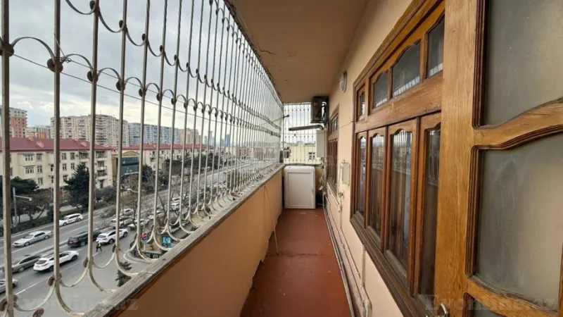 Kirayə verilir 2 otaqlı Mənzil Köhnə tikili 60 m² Qara Qarayev m. - şəkil 7