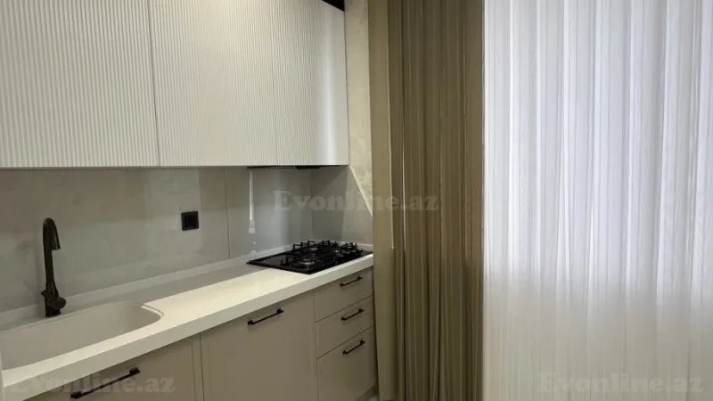 Satılır 3 otaqlı Mənzil Yeni tikili 85 m² 8 Noyabr m. - şəkil 11