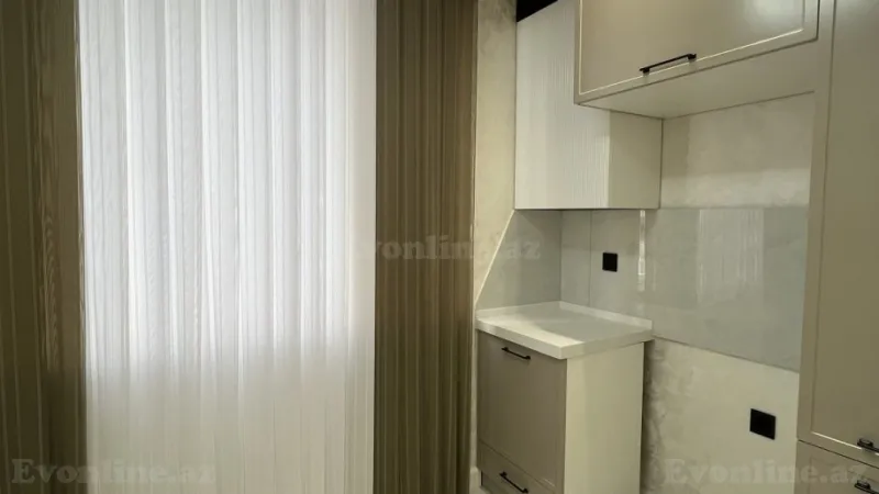 Satılır 3 otaqlı Mənzil Yeni tikili 85 m² 8 Noyabr m. - şəkil 14