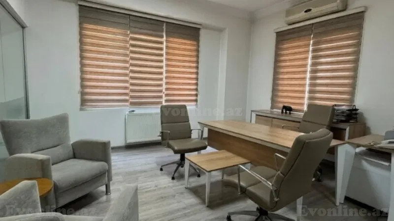 Kirayə verilir Ofis 320 m² Gənclik m.