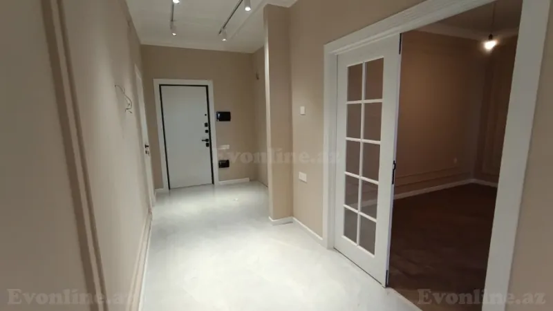 Satılır 3 otaqlı Mənzil Yeni tikili 108 m² Qaraçuxur - şəkil 3