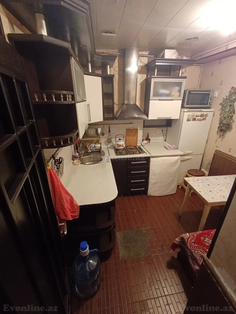 Satılır 3 otaqlı Mənzil Köhnə tikili 65 m² Nəriman Nərimanov m. - şəkil 4