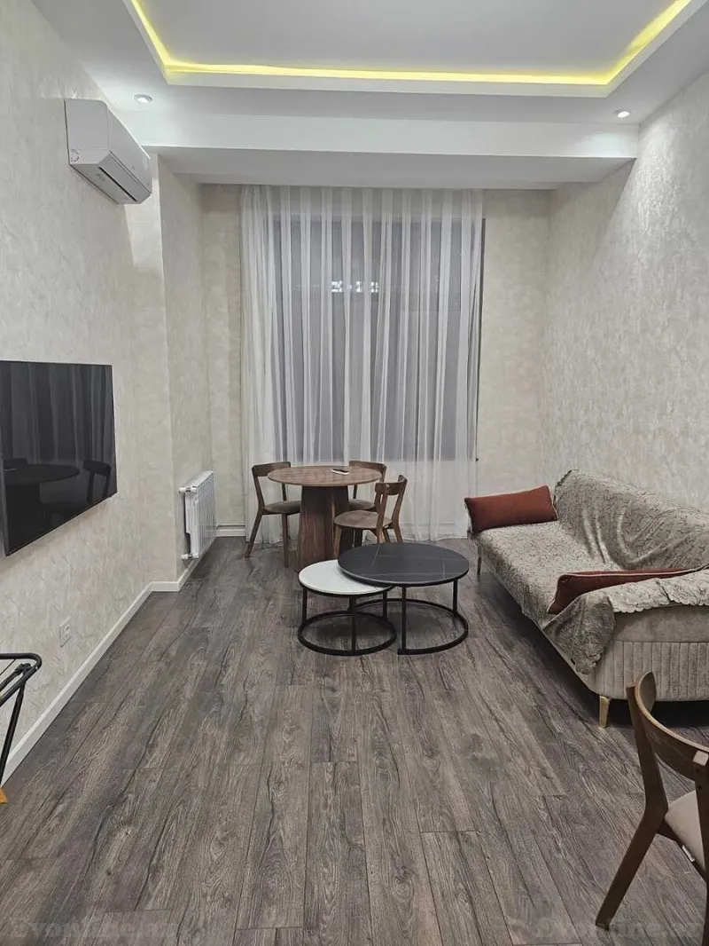 Satılır 2 otaqlı Mənzil Yeni tikili 72 m² Nəsimi r.