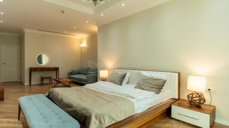 Kirayə verilir 4 otaqlı Mənzil Yeni tikili 330 m² İçərişəhər m. - şəkil 13