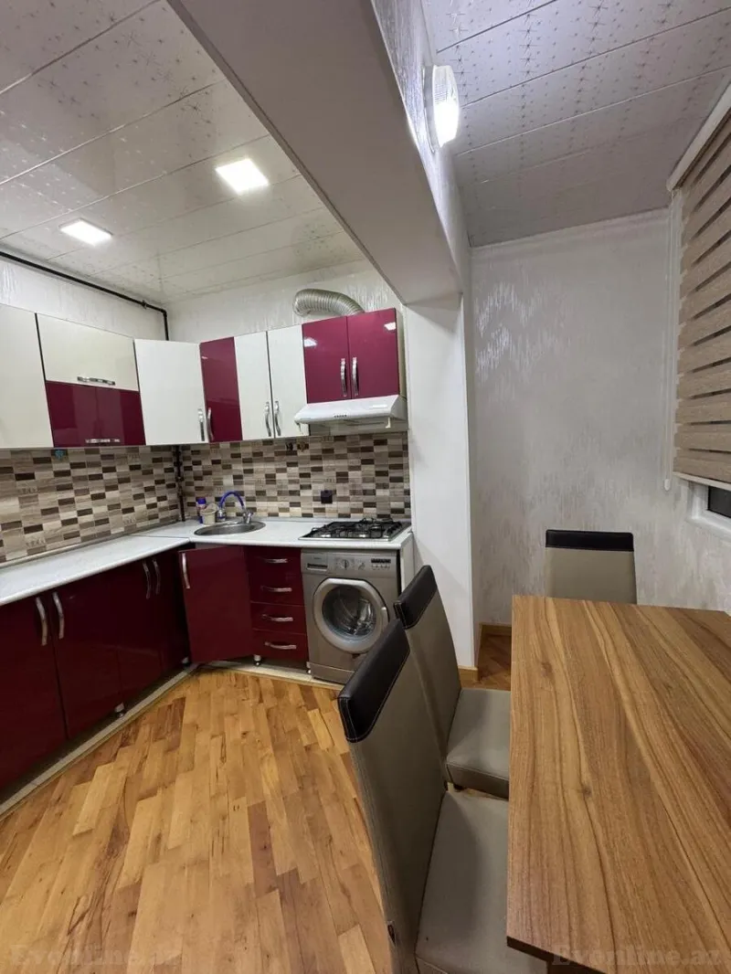 Satılır 2 otaqlı Mənzil Köhnə tikili 65 m² 6-cı mikrorayon - şəkil 4