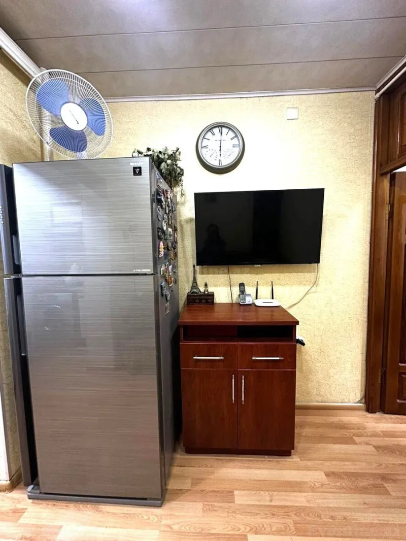 Satılır 3 otaqlı Mənzil Köhnə tikili 70 m² Massiv D - şəkil 13