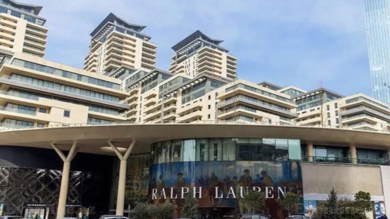 Kirayə verilir 4 otaqlı Mənzil Yeni tikili 230 m² 28 May m.