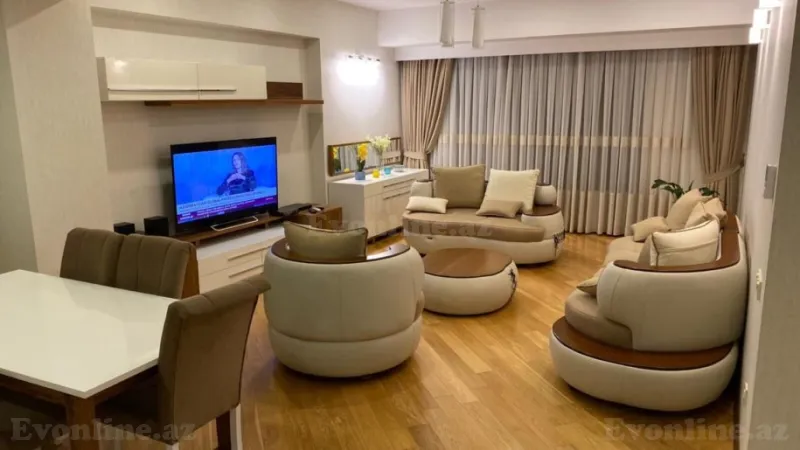 Kirayə verilir 4 otaqlı Mənzil Yeni tikili 230 m² 28 May m. - şəkil 2