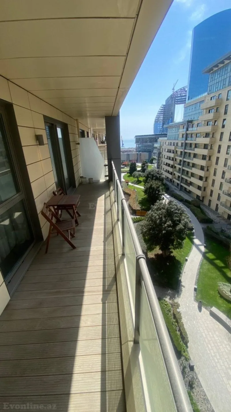 Kirayə verilir 4 otaqlı Mənzil Yeni tikili 230 m² 28 May m. - şəkil 5