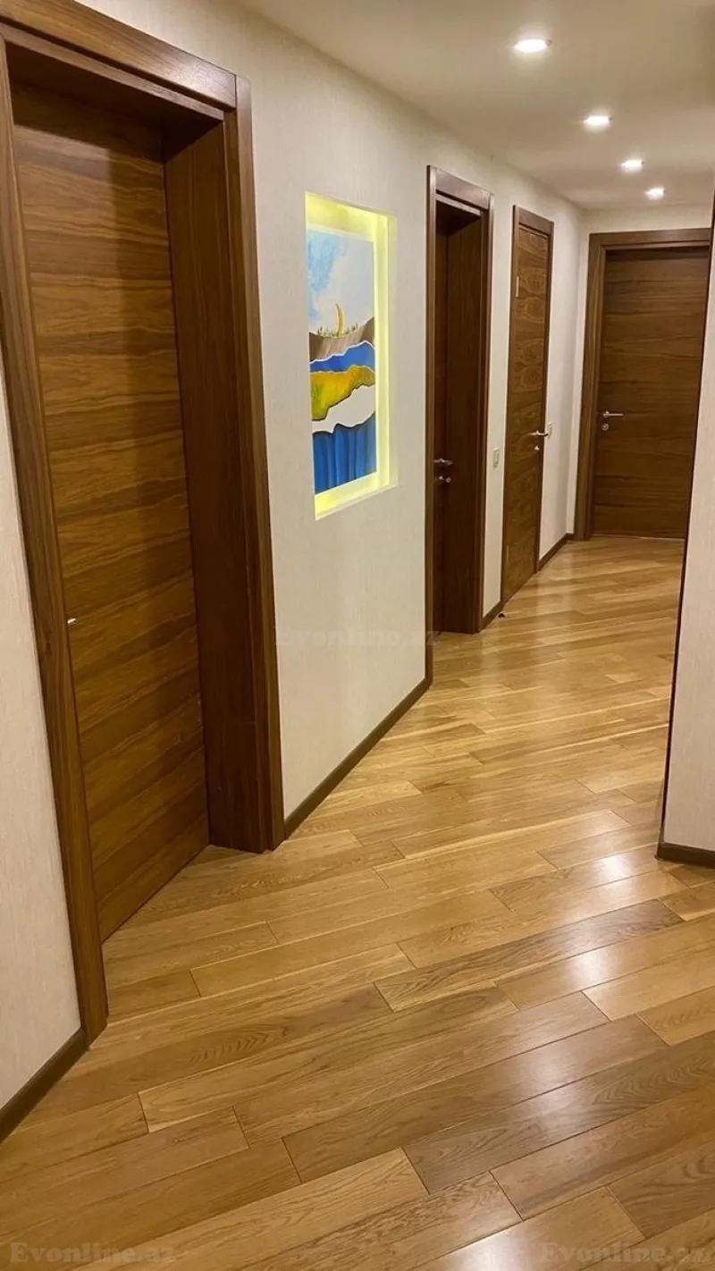 Kirayə verilir 4 otaqlı Mənzil Yeni tikili 230 m² 28 May m. - şəkil 16