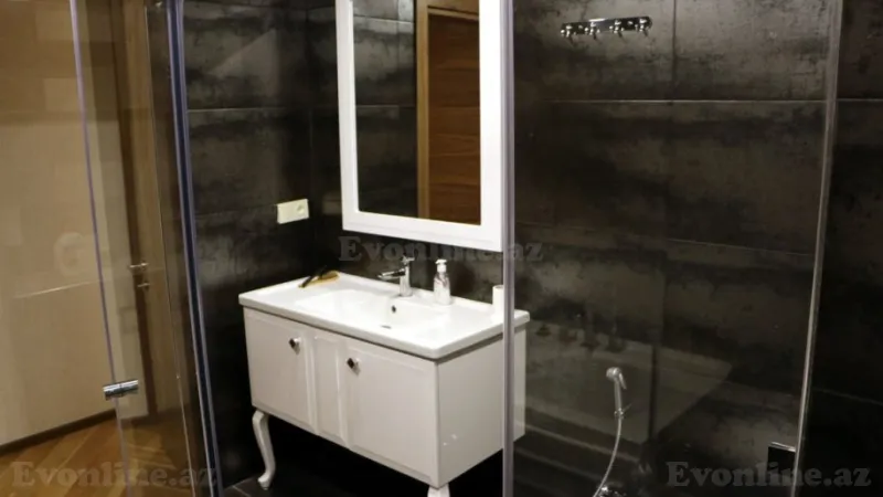 Kirayə verilir 4 otaqlı Mənzil Yeni tikili 230 m² 28 May m. - şəkil 20