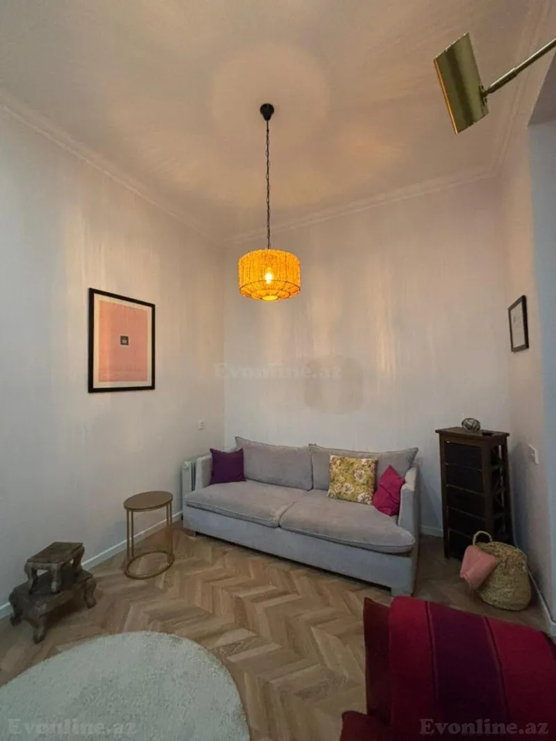 Kirayə verilir 2 otaqlı Mənzil Köhnə tikili 44 m² İçərişəhər m. - şəkil 3