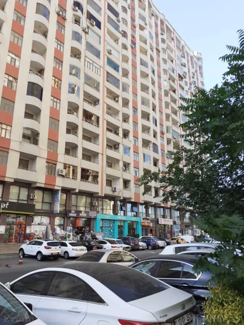 Satılır 3 otaqlı Mənzil Yeni tikili 138 m² Gənclik m.
