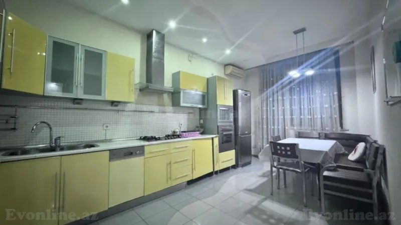 Kirayə verilir 4 otaqlı Mənzil Yeni tikili 170 m² 28 May m. - şəkil 2