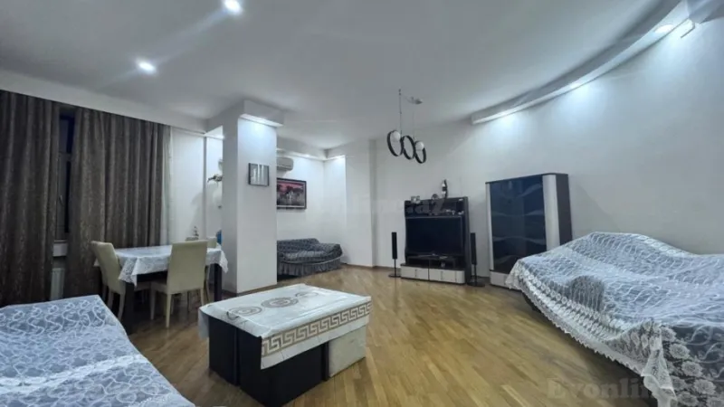 Kirayə verilir 4 otaqlı Mənzil Yeni tikili 170 m² 28 May m. - şəkil 3