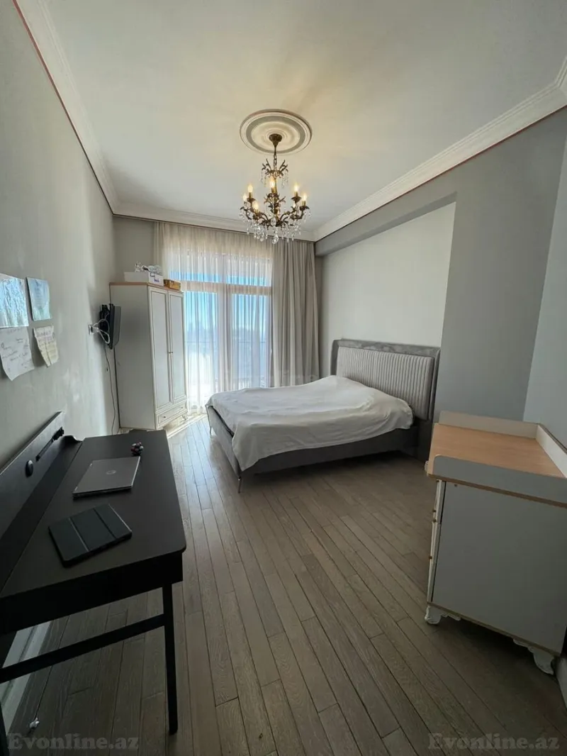 Kirayə verilir 5 otaqlı Mənzil Yeni tikili 200 m² Nizami m. - şəkil 2