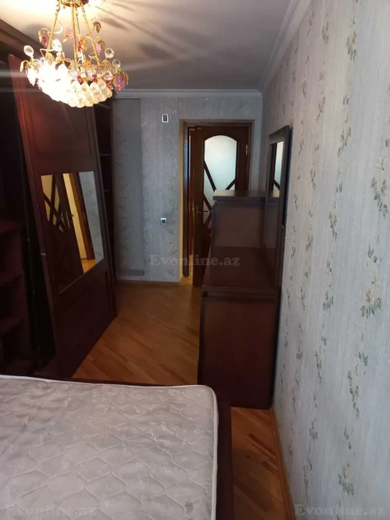 Satılır 3 otaqlı Mənzil Köhnə tikili 85 m² İnşaatçılar m. - şəkil 14