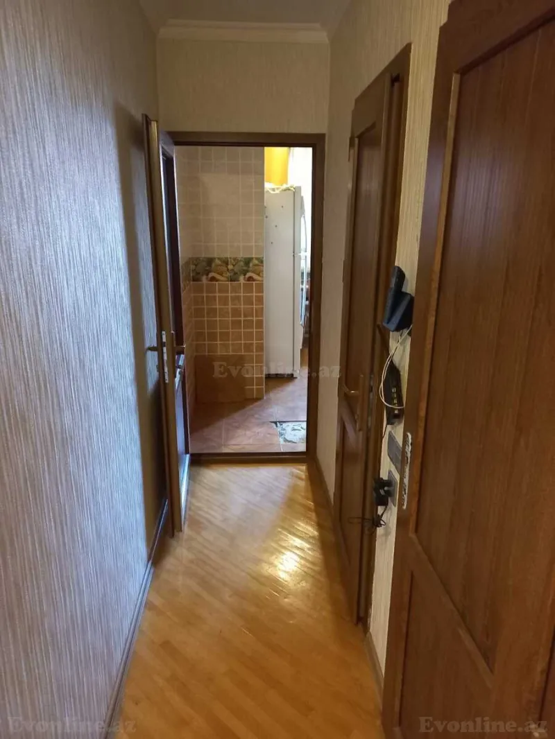 Satılır 3 otaqlı Mənzil Köhnə tikili 85 m² İnşaatçılar m. - şəkil 15