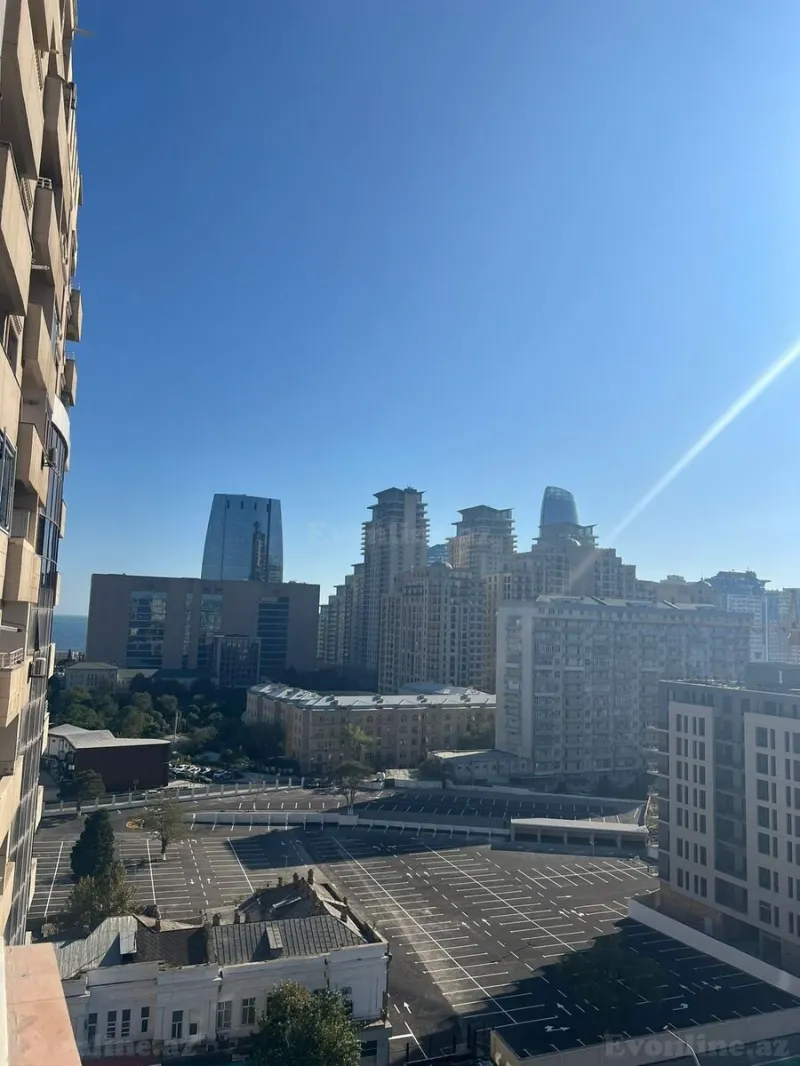 Satılır 4 otaqlı Mənzil Yeni tikili 206 m² Xətai m. - şəkil 16